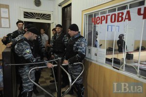 Милиция признала нарушение прав журналиста LB.ua во Врадиевке