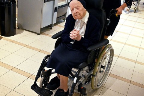 Старейшая жительница Европы поборола COVID-19 накануне 117-летия