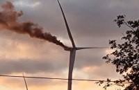 У Краматорську російські війська атакували дроном вітряк 