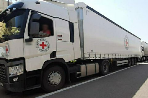 Красный Крест отправил в Донецк 84 тонны гумпомощи