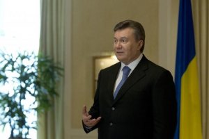 Янукович обратился с посланием к парламенту