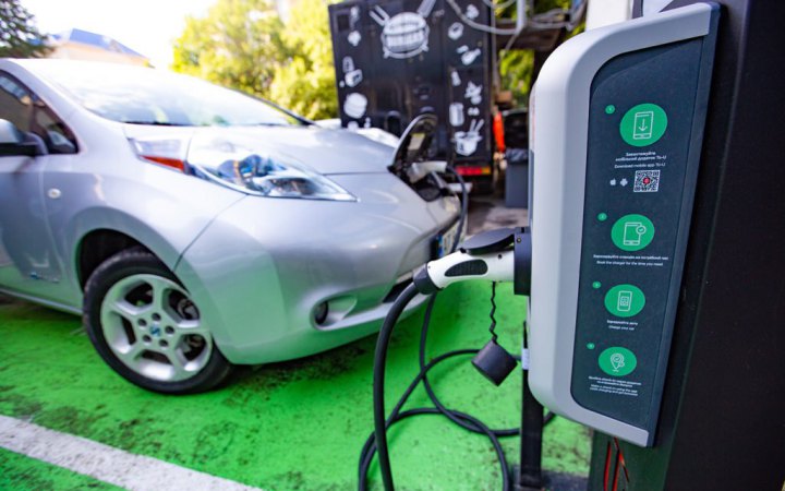 Енергоатом планує створити мережу автомобільних електричних зарядних станцій