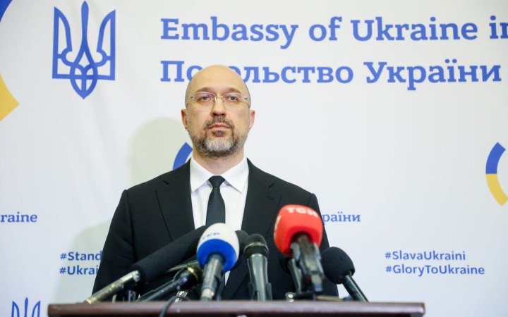 Шмигаль заявив, що в Україні відновили понад 750 медзакладів