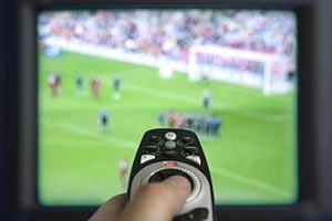 Видеоповторы в футболе собираются внедрить со следующего сезона
