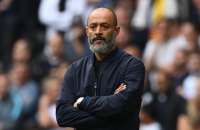 Олександр Зінченко залишився без тренера: "Ноттінгем" звільнив Ешпіріту Санту