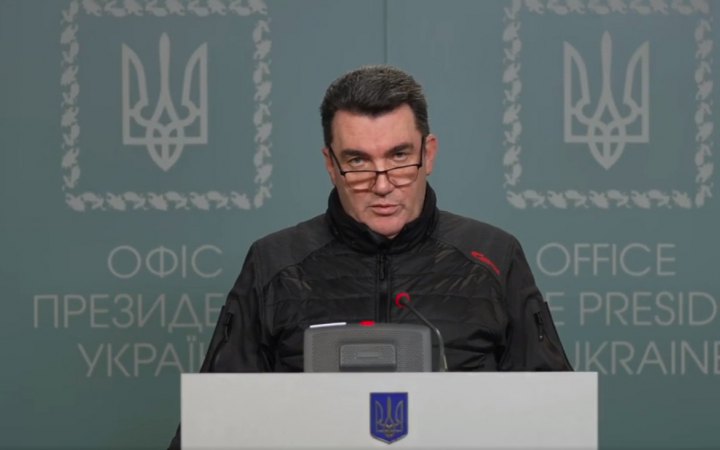​Літак Медведчука вже працює на захист України, - секретар РНБО 