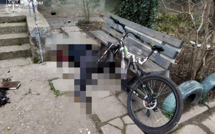 У Херсоні російський дрон вбив людину біля будинку