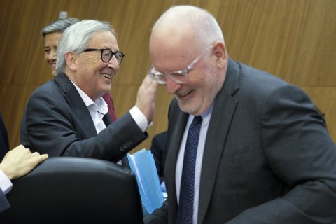 Голландец Тиммерманс стал главным претендентом на пост председателя Еврокомиссии