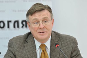 Іноземним послам на зустрічі з Кожарою і Лукаш не дали сказати ні слова