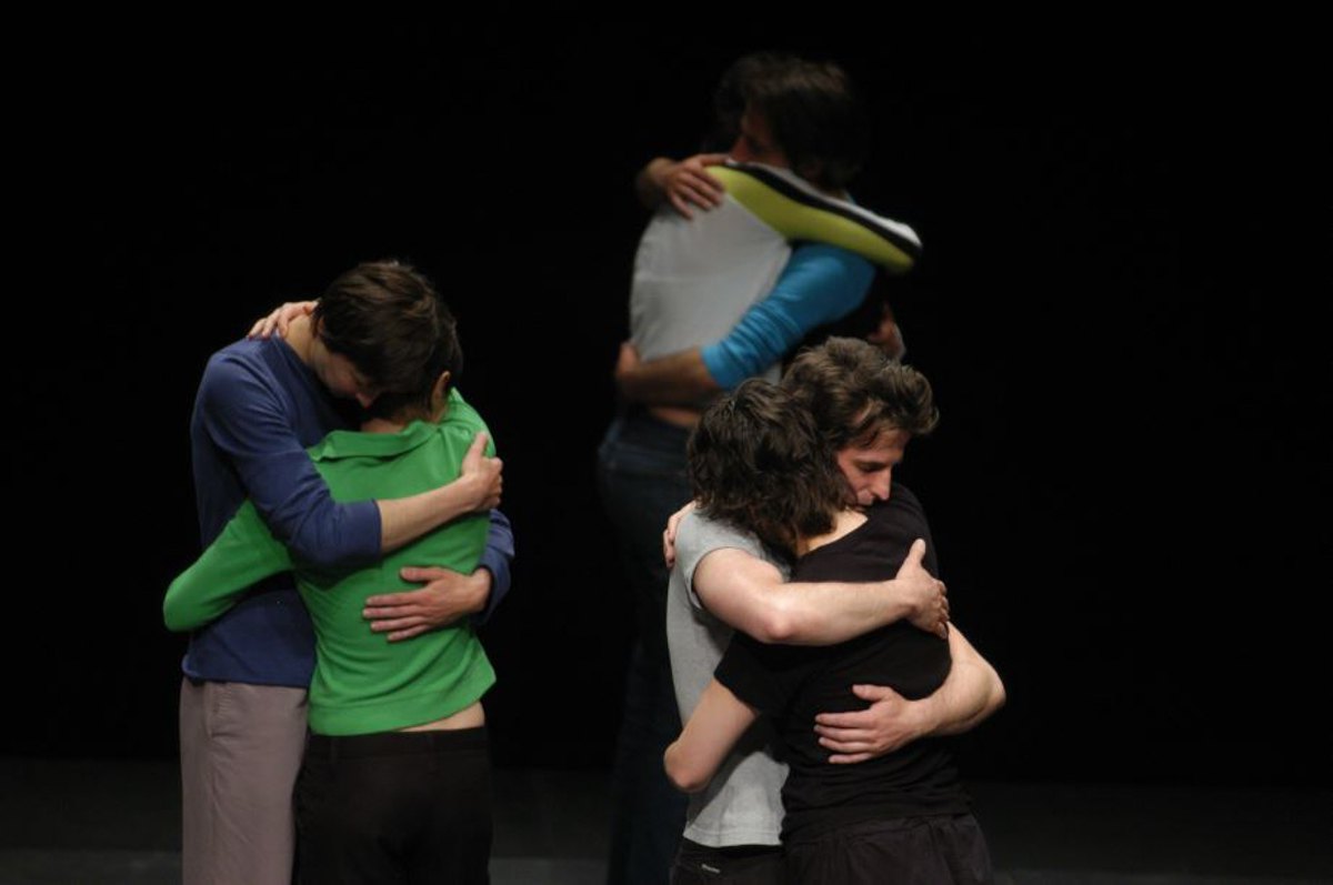Вистава <i>The Show Must Go On</i>