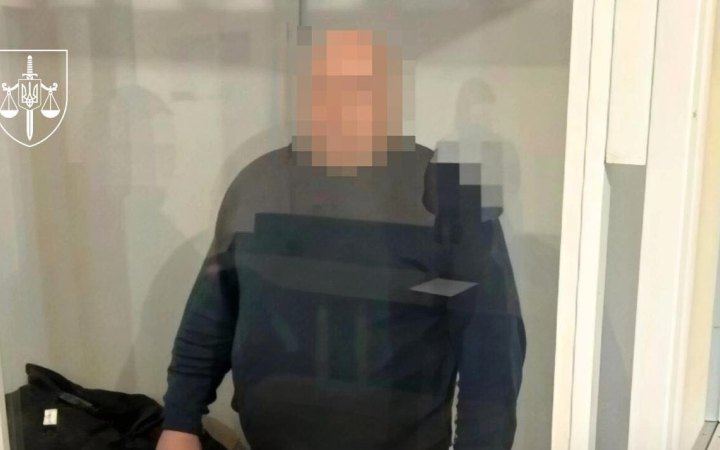 Правоохоронці заявили про викриття схеми “поборів” у військовій частині на Хмельниччині з 5,3 млн грн збитків