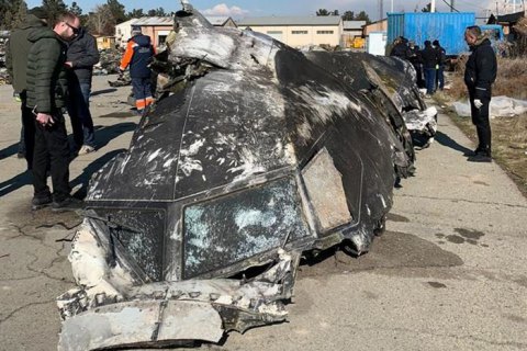 Авіакатастрофа МАУ: посольство Ірану заявило про початок виплати компенсацій родинам загиблих
