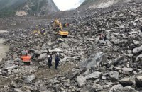 Понад 100 людей опинилися під завалами на південному заході Китаю через зсув