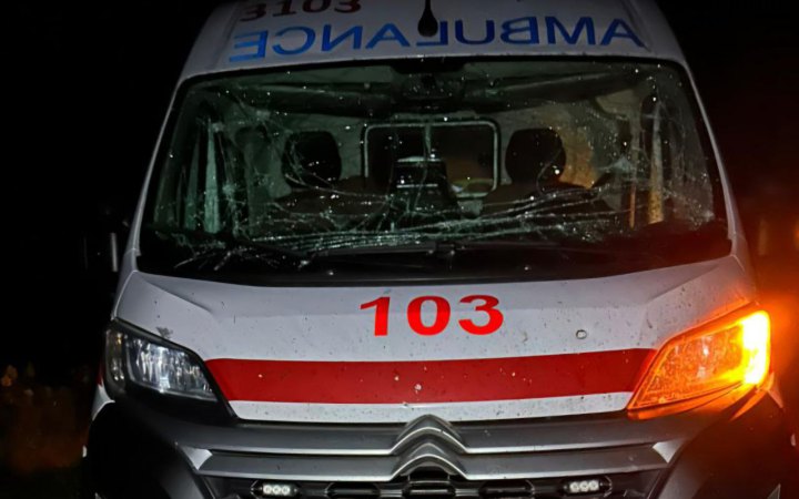 Росіяни атакували авто "швидкої" у Херсоні, постраждав водій