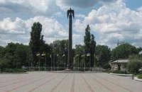 Памятник Независимости в Харькове - "дешевый и ненадежный"