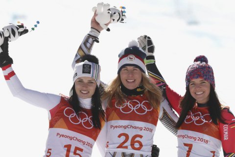 Чешская горнолыжница Ледецка завоевала для своей страны первое «золото» Олимпиады