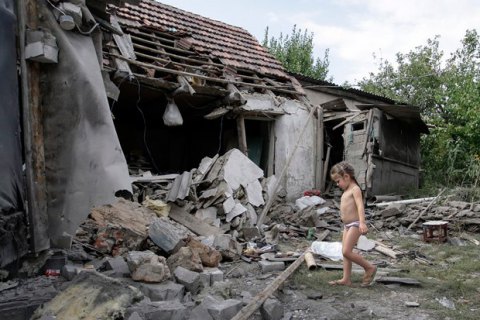 У результаті вибуху невідомого предмета в Донецькій області загинула дитина