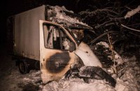 В Киеве возле ВДНГ сгорел грузовик с водителем
