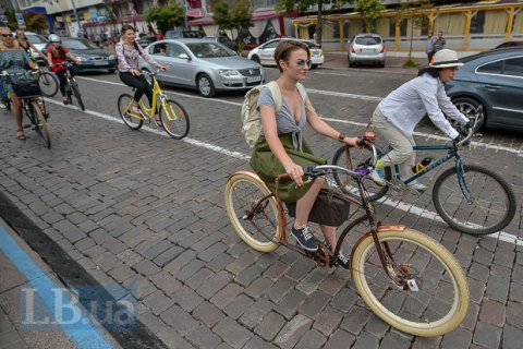 К лету в Киеве обещают открыть 27 пунктов проката велосипедов