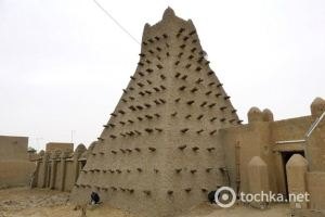 Малийские исламисты разрушают памятники культуры в Тимбукту
