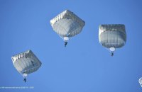 У Десантно-штурмових військах випробовують нові парашути T-11