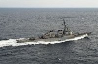 США разместили эсминец у побережья Южной Кореи