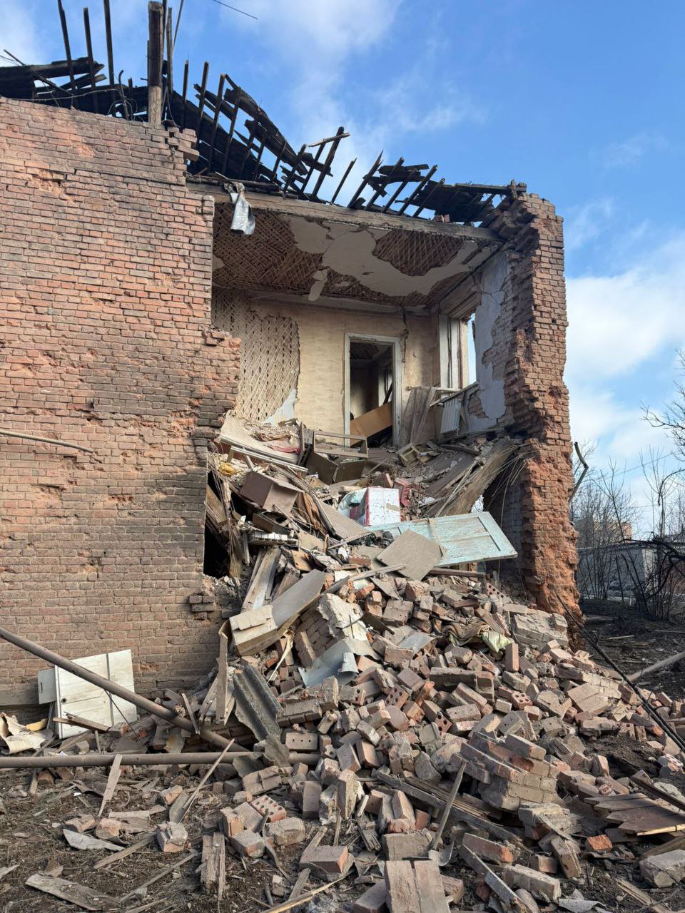 Наслідки обстрілів Донеччини