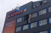 В Мукачево по торговому центру выстрелили из гранатомета