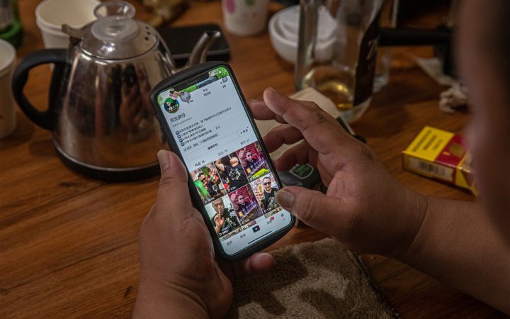 Прем'єр-міністр Фінляндії закликає заборонити соціальні мережі підліткам віком до 15 років