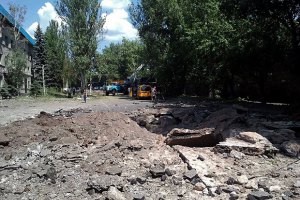 В Донецке снарядами разрушены два частных дома