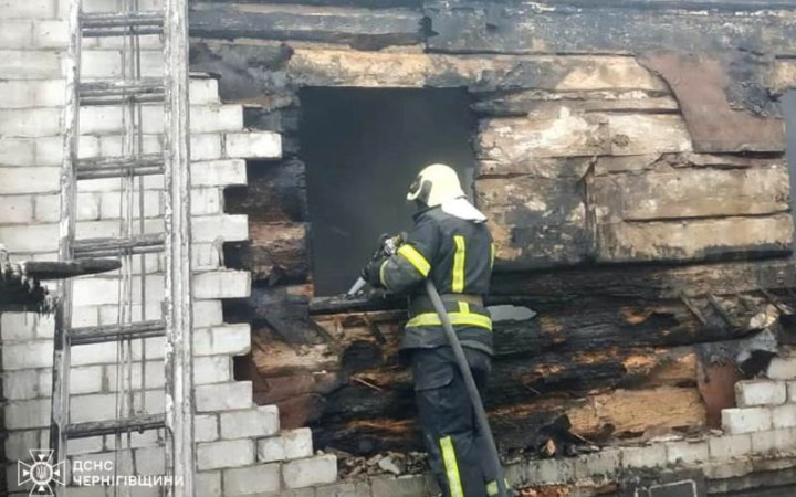 У Білозерці через російську атаку 10-річна дитина опинилася під завалами будинку