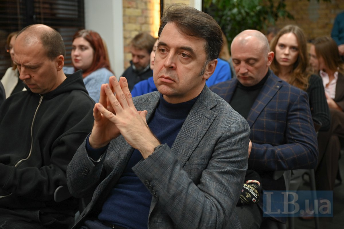 Костянтин Ващенко, експерт Конфедерації роботодавців України, директор із взаємодії з органами державної влади ПрАТ
«Фармацевтична фірма 'Дарниця'