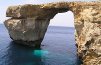 На Мальте обрушилась знаменитая скала Лазурное окно