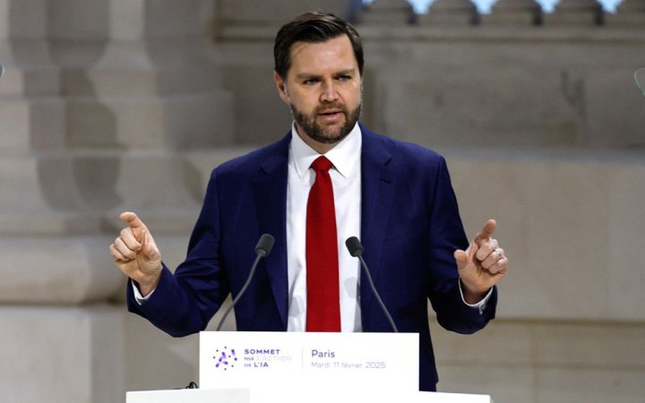 Пекін розкритикував висловлювання Венса про “китайських селян”