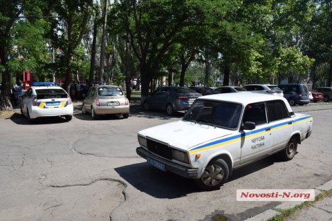 ​В Николаеве два водителя устроили стрельбу из-за места на парковке
