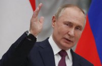 "Готові надати політичний притулок", – Путін поглузував з Порошенка на тлі справи про державну зраду