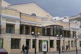 В Одесском театре из-за снега протекает крыша