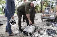 Кличко перевірив хід робіт з відновлення будинку на Оболоні після ракетного обстрілу 