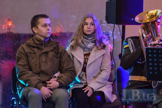 Павел и Инна Мамонтовы. В 2014 году Павел присоединился к полку Азов добровольцем, в январе 2015 получил ранение. Недавно Павел и Инна поженились.