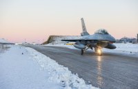 У Данії приземлилися норвезькі винищувачі F-16 для навчання українських пілотів