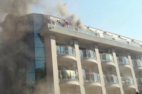 В Турции в пятизвездочном отеле произошел пожар, пострадали 14 туристов