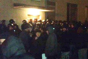 Охорона "Епіцентру" застосувала проти журналіста LB.ua сльозогінний газ