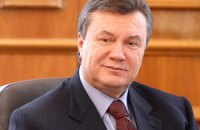 Президент Таджикистана наградил Януковича орденом Исмоили Сомони