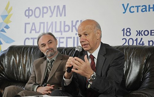 Тамаш Беркі(праворуч)