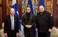 ​Стефанчук обговорив із президентом і головою парламенту Фінляндії посилення санкцій проти Росії