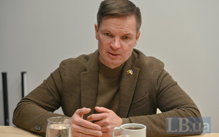 Паулюс Саударгас, євродепутат від Литви: «Чекати НАТО – це не вихід. Має бути план Б – коли усе суспільство чинить спротив». 