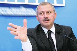 Сенченко запевняє, що в списках опозиції немає родичів