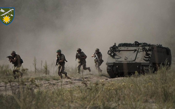 Росіяни здійснили понад 15 невдалих атак в районі Мар’їнки та Новомихайлівки на Донеччині, – Генштаб