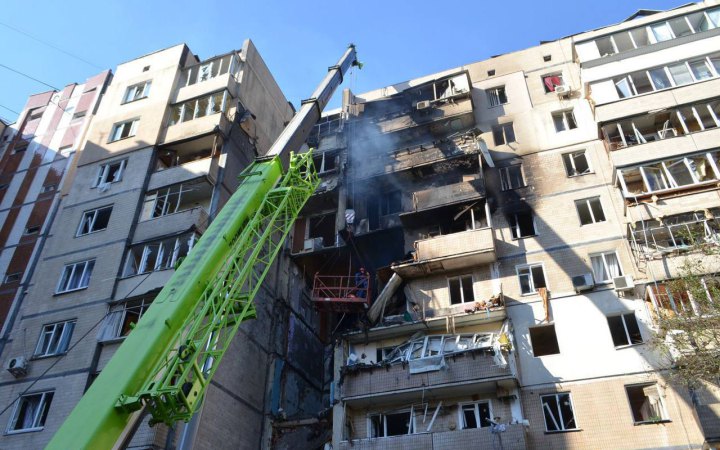 КМВА: у Святошинському районі Києва унаслідок атаки РФ пошкоджено п’ять закладів освіти