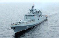 Попри шторм росіяни вивели у Чорне море фрегат, оснащений ракетами